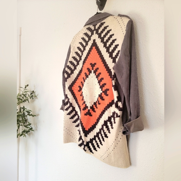 Jacket with Aztec design on back - Picture 3 of 3